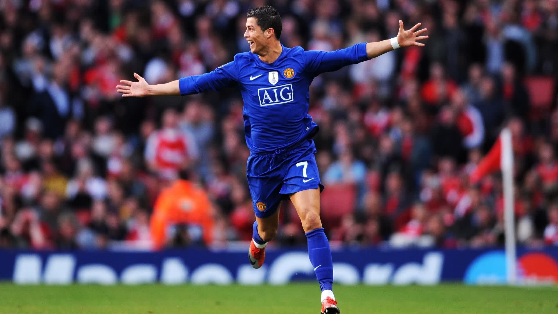 开云网页版-头槌破关斩将，点球绝杀称王—巴黎圣日耳曼惊险逆转，泰山深陷三连败泥潭，头槌破关斩将，点球绝杀称王—巴黎圣日耳曼惊险逆转，泰山深陷三连败泥潭